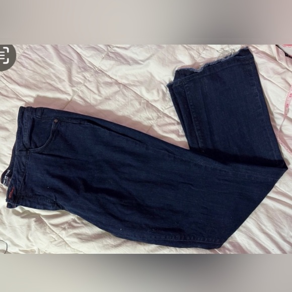 Blue jeans w/ Raw Hem - Peace Love World - Size 22W - Picture 6 of 13